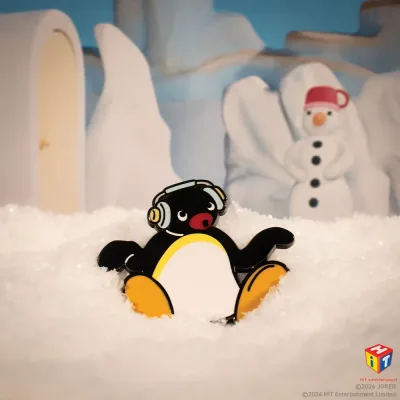 Pingu™ - Limited Edition Headphones Pin Badge